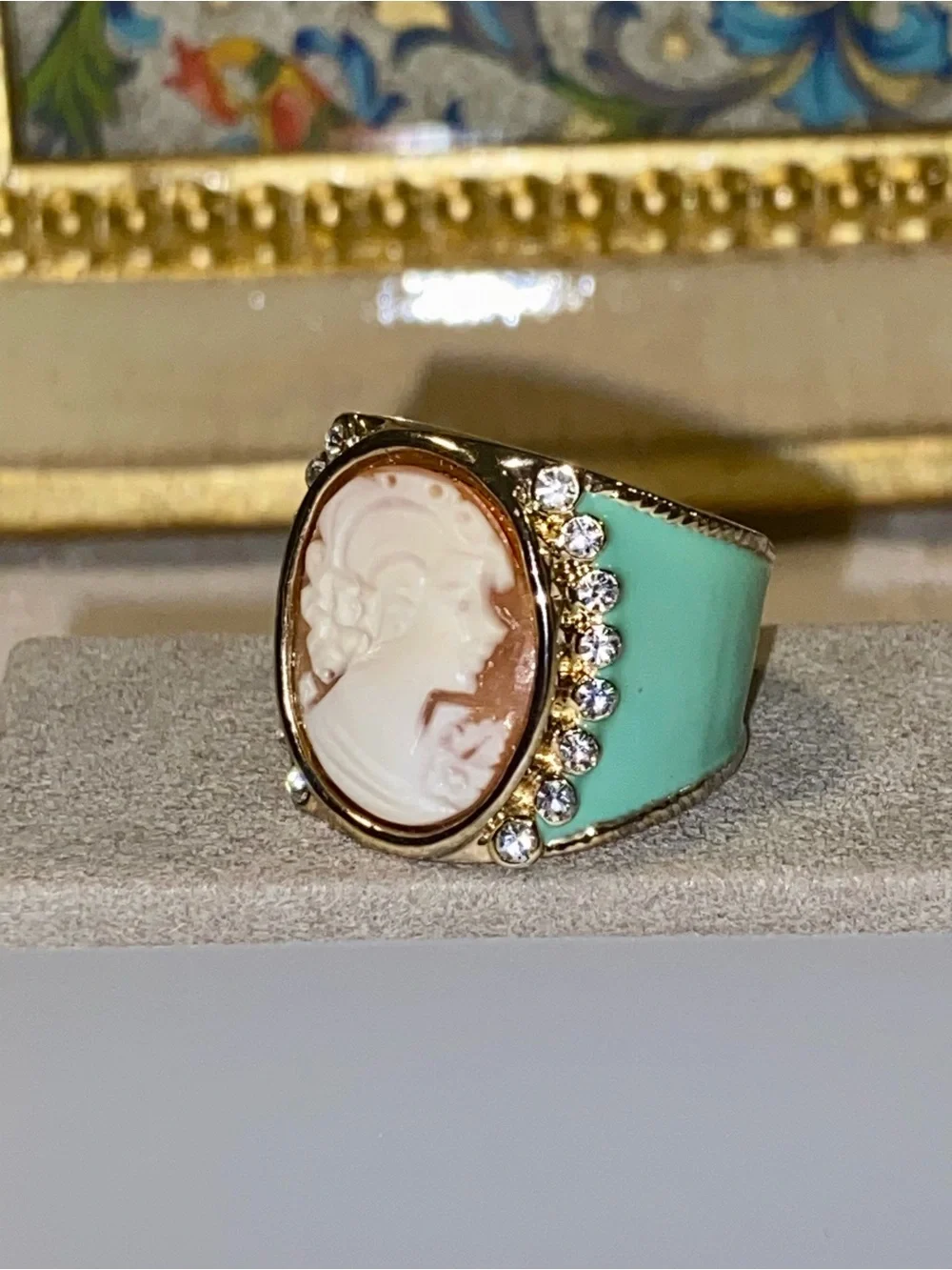 Cameo Sea Foam Color Enamel Goldtone Band Ring